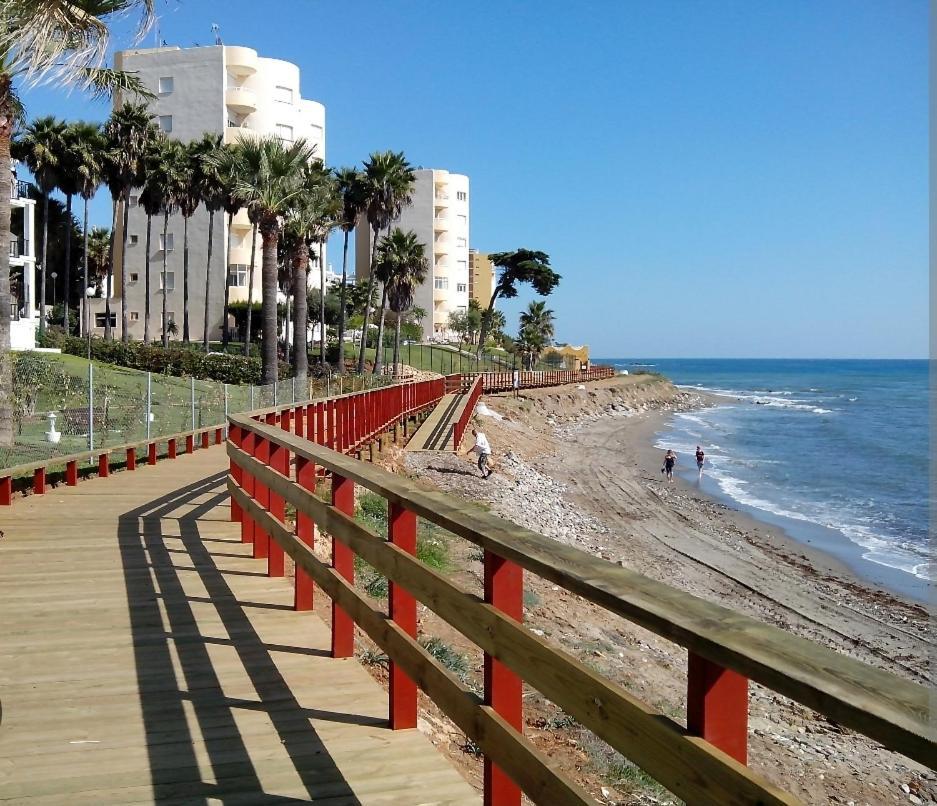 Algaidabeach-Paseolitoral Sitio de Calahonda Luaran gambar